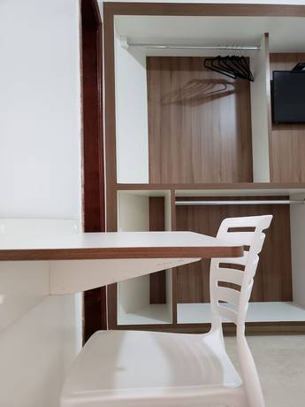 Imagen de la habitación del Hotel Executive Plaza. Foto 11