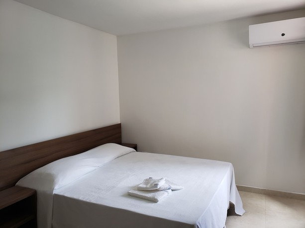 Imagen de la habitación del Hotel Executive Plaza. Foto 16