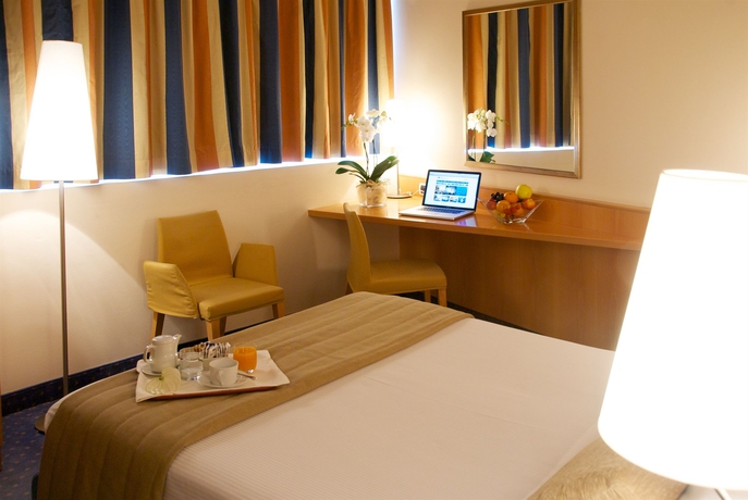 Imagen de la habitación del Hotel Executive, San Paolo D'argon. Foto 5