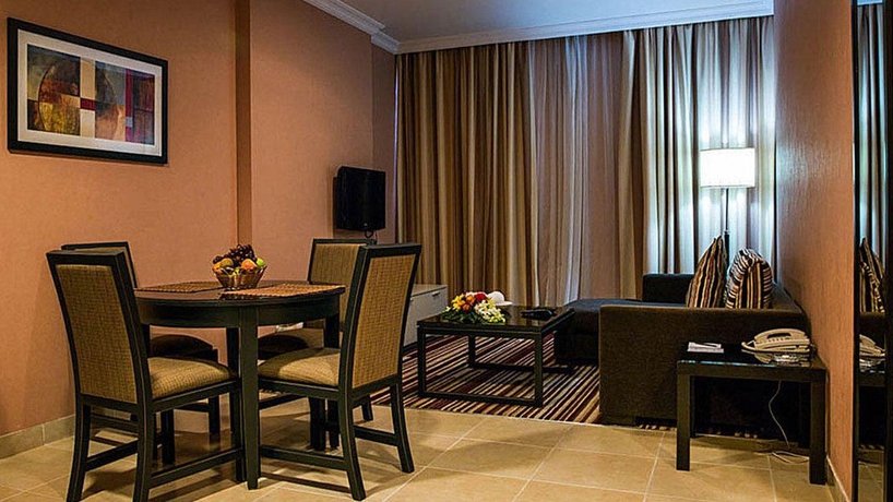 Imagen de la habitación del Hotel Executive Suites, Abu Dhabi. Foto 6