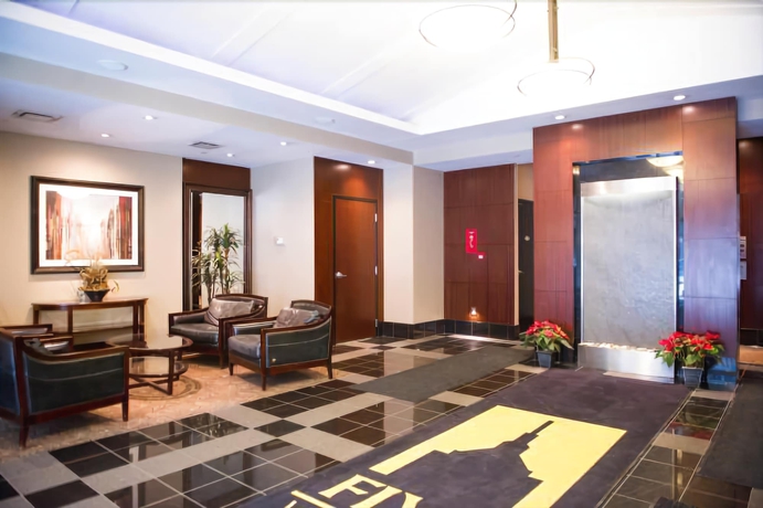 Imagen general del Hotel Executive Suites By Roseman - Five West. Foto 1