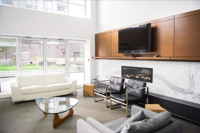 Imagen de los interiores del Hotel Executive Suites By Roseman - Luna. Foto 18