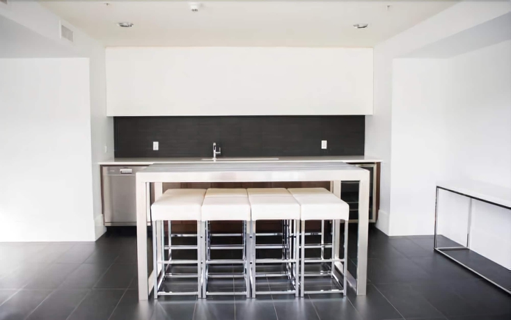 Imagen de los interiores del Hotel Executive Suites By Roseman - Luna. Foto 19