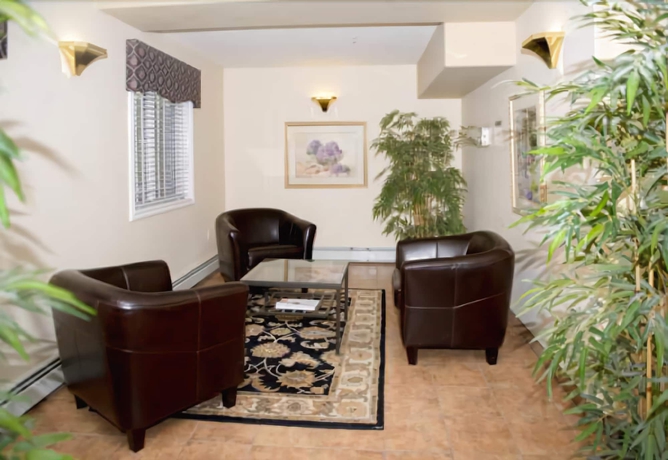 Imagen de los interiores del Hotel Executive Suites By Roseman - Pavilions Of Eau Cla. Foto 19