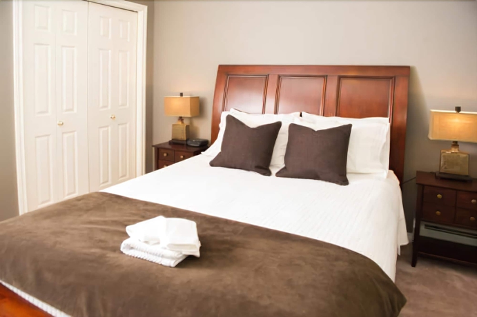Imagen de la habitación del Hotel Executive Suites By Roseman - Pavilions Of Eau Cla. Foto 6