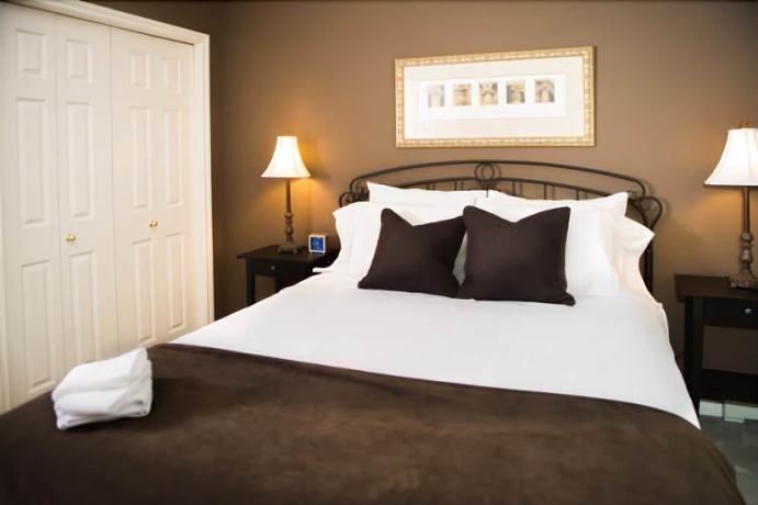 Imagen de la habitación del Hotel Executive Suites By Roseman - Pavilions Of Eau Cla. Foto 7
