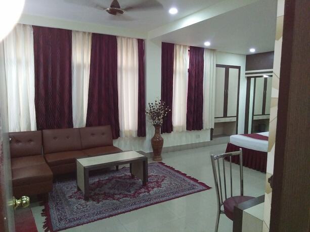 Imagen general del Hotel Executive Tower. Foto 5