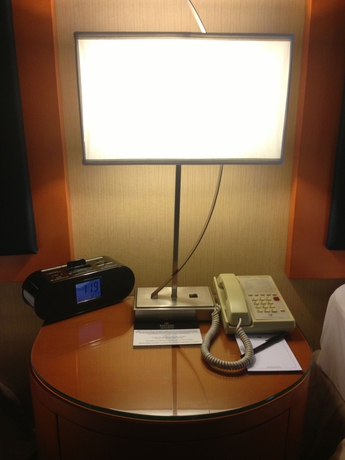 Imagen de la habitación del Hotel Executive Vancouver Airport. Foto 5