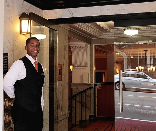 Imagen de los interiores del Hotel Executive Vintage Court. Foto 8