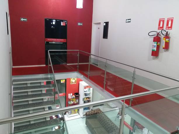 Imagen de los interiores del Hotel Executivo Boulevard. Foto 20