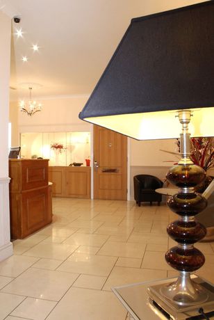 Imagen de los interiores del Hotel Exeter Court. Foto 16