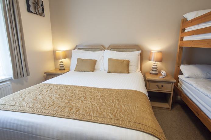 Imagen de la habitación del Hotel Exeter Court. Foto 13