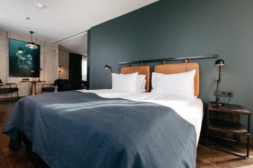 Imagen de la habitación del Hotel Exeter. Foto 10