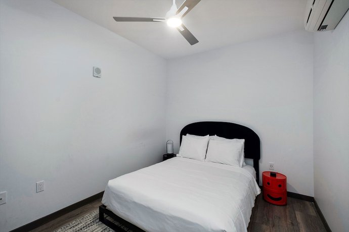 Imagen de la habitación del Hotel Exhibit A2. Foto 4