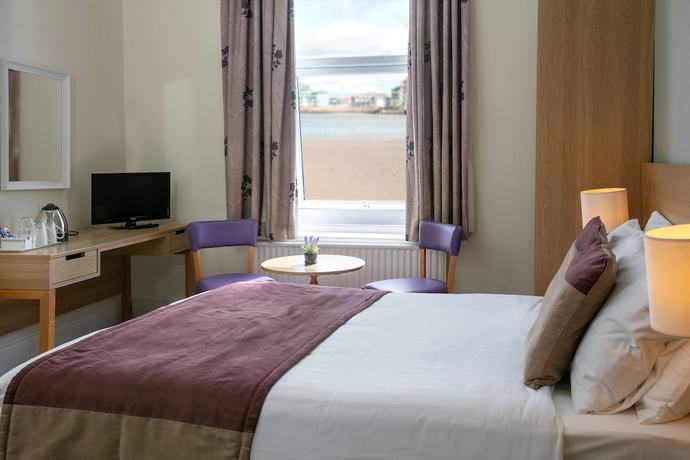 Imagen de la habitación del Hotel Exmouth Beach. Foto 16