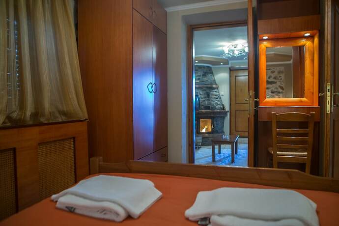 Imagen de la habitación del Hotel Exohiko Palaios Agios Athanasios. Foto 12