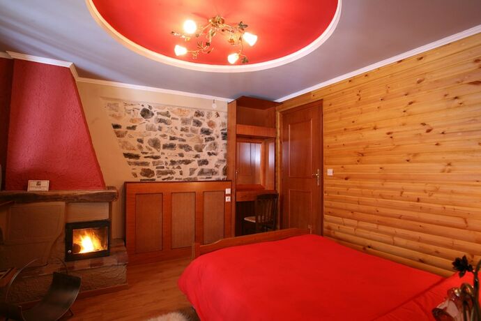 Imagen de la habitación del Hotel Exohiko Palaios Agios Athanasios. Foto 16