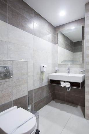 Imagen de la habitación del Hotel Exotic. Foto 3