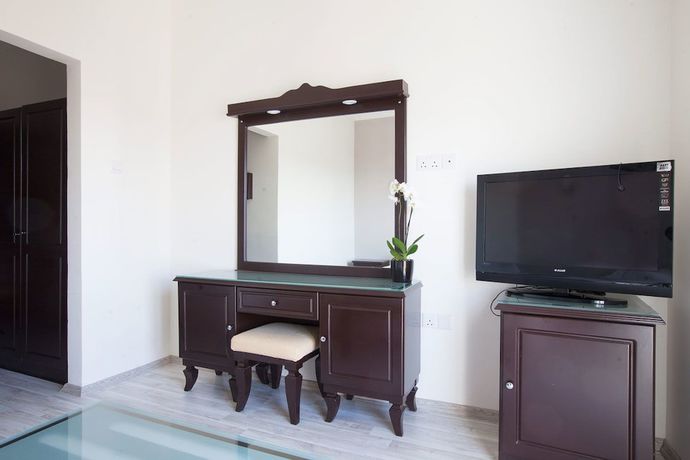 Imagen de la habitación del Hotel Exotic. Foto 8