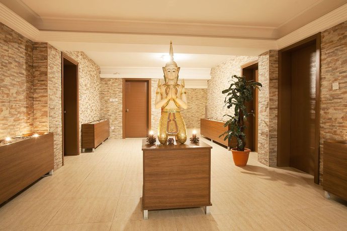 Imagen de los interiores del Hotel Exotic. Foto 16