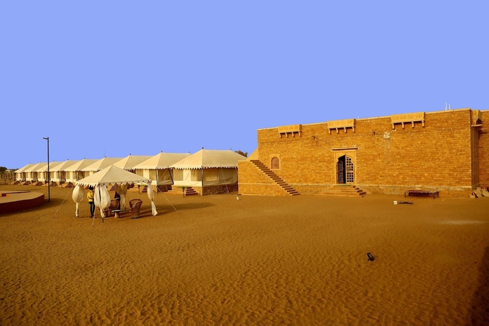 Imagen de la habitación del Hotel Exotic Luxury Camps. Foto 10