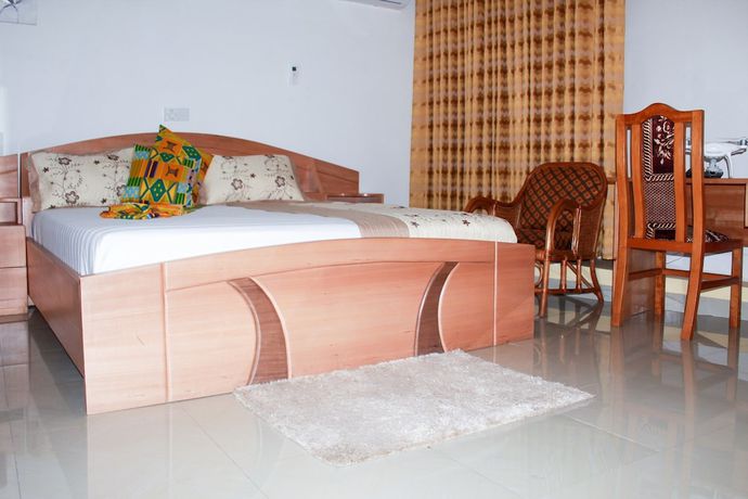 Imagen de la habitación del Hotel Exotic Palace. Foto 8