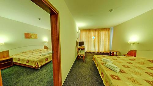 Imagen de la habitación del Hotel Exotica, Golden Sands. Foto 19