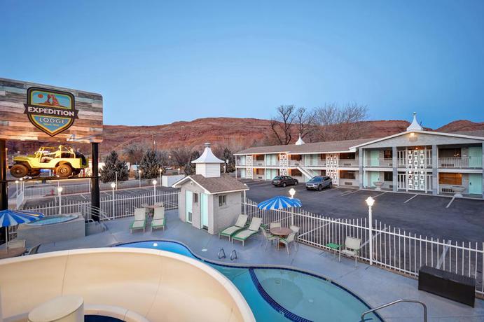 Imagen general del Hotel Expedition Lodge. Foto 6