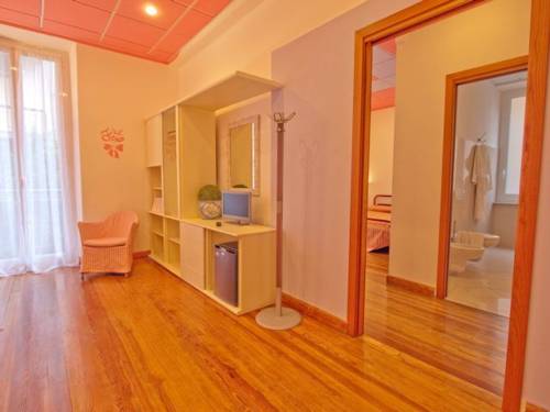 Imagen de la habitación del Hotel Experia. Foto 8