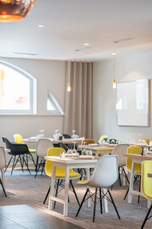 Imagen del bar/restaurante del Hotel Experimental Chalet Val D’isère. Foto 2