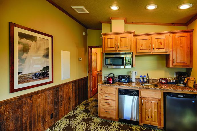 Imagen de la habitación del Hotel Explorer Cabins At Yellowstone. Foto 6