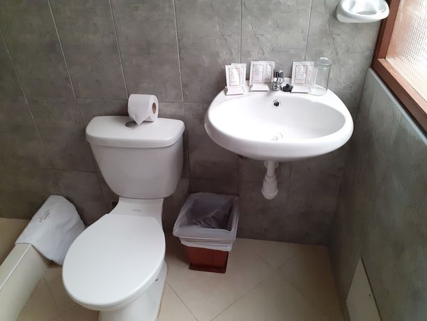 Imagen de la habitación del Hotel Explorer Deluxe. Foto 2