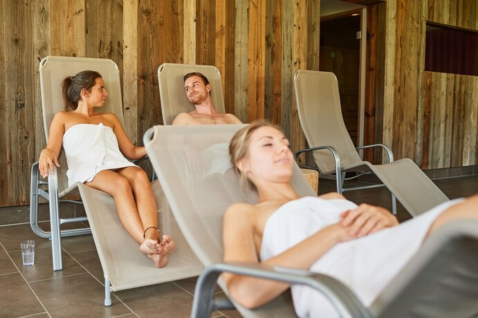 Imagen de la piscina del Hotel Explorer &Ouml;tztal. Foto 36