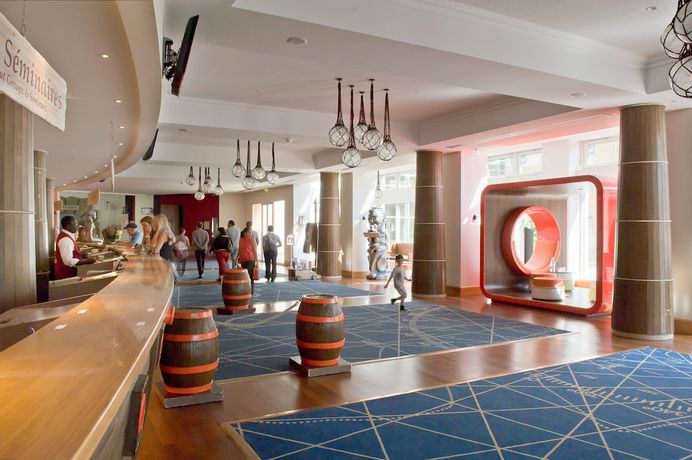 Imagen de los interiores del Hotel Explorers - Fabulous Hotels Group. Foto 18