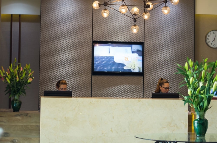 Imagen de los interiores del Hotel Expo Abastos. Foto 13