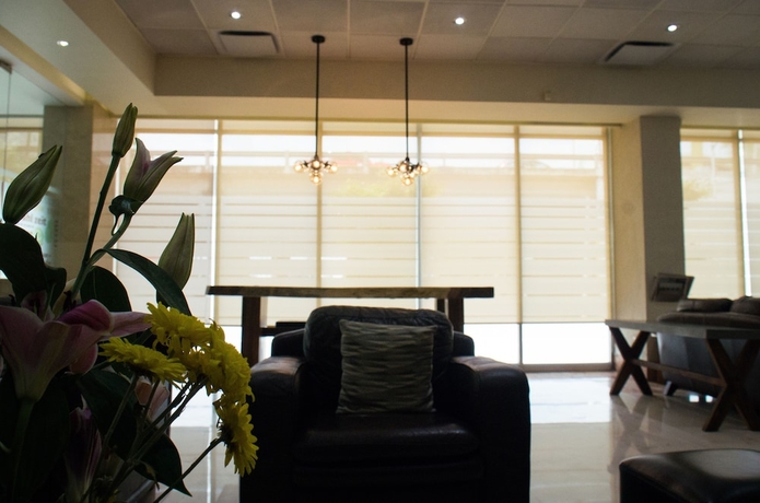 Imagen de los interiores del Hotel Expo Abastos. Foto 19