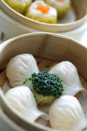 Imagen del bar/restaurante del Hotel Expo Center. Foto 3