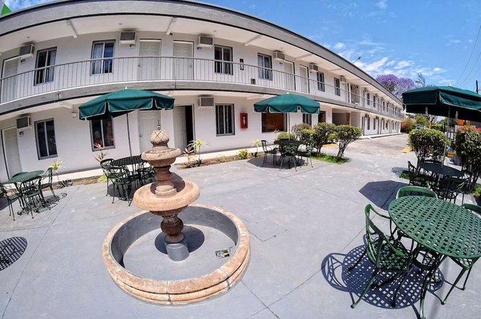 Imagen del bar/restaurante del Hotel Expo Guadalajara. Foto 6