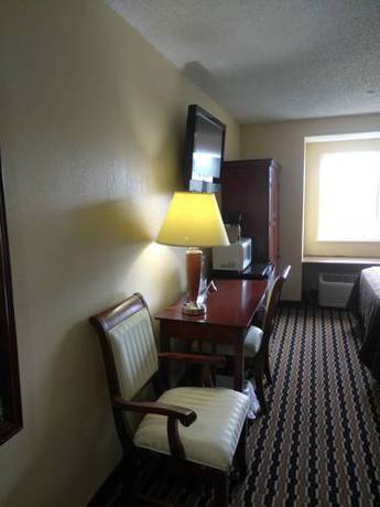 Imagen de la habitación del Hotel Expo Inn. Foto 4