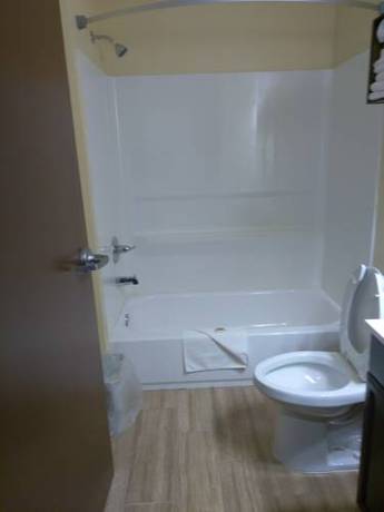 Imagen de la habitación del Hotel Expo Inn. Foto 5