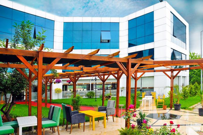 Imagen de los interiores del Hotel Expo Park. Foto 19