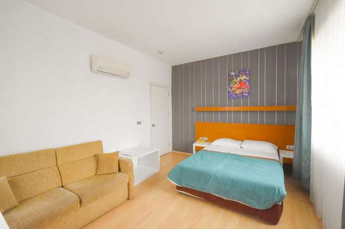 Imagen de la habitación del Hotel Expo Park. Foto 18