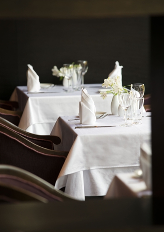 Imagen del bar/restaurante del Hotel Expo Sofía. Foto 5