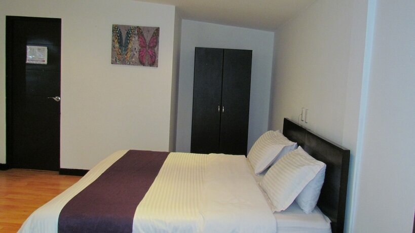 Imagen de la habitación del Hotel Expohotel Bogot&aacute;. Foto 17