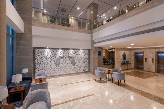 Imagen de los interiores del Hotel Expoinn Suites And Convention. Foto 19