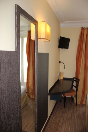 Imagen de la habitación del Hotel Exposition Tour Eiffel. Foto 7