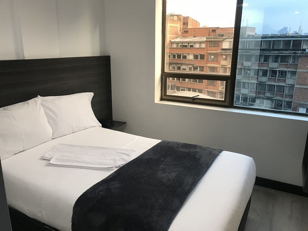 Imagen de la habitación del Hotel Express 53. Foto 2