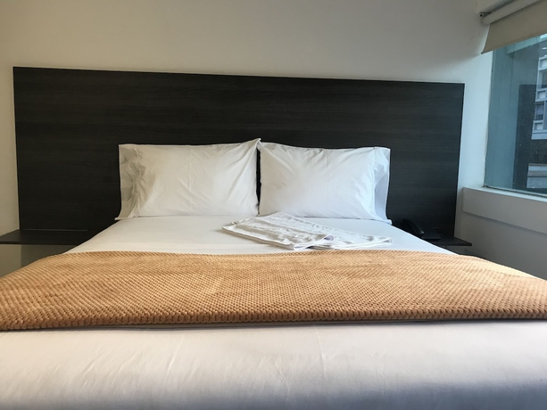 Imagen de la habitación del Hotel Express 53. Foto 6