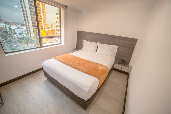 Imagen de la habitación del Hotel Express 53. Foto 11