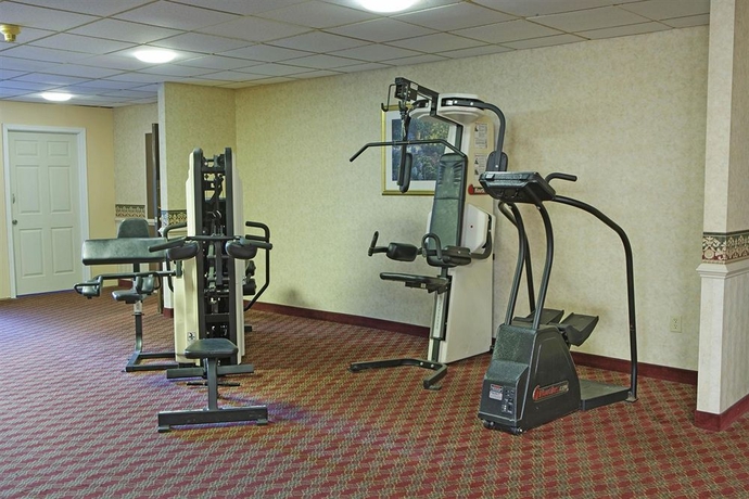 Imagen de los interiores del Hotel Express Airport Inn. Foto 7